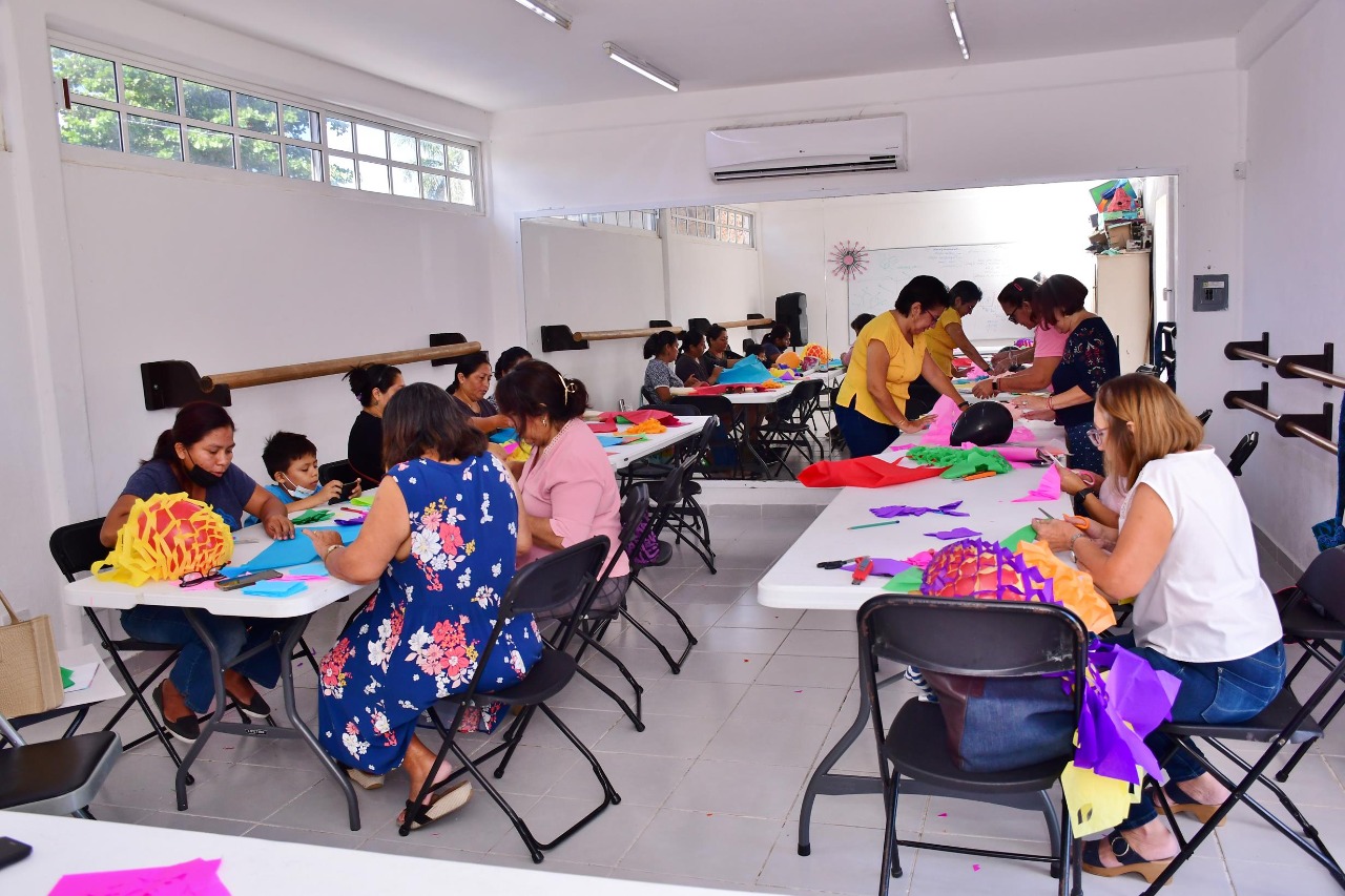 La FPMC impulsa el emprendimiento de las mujeres - Código Rojo